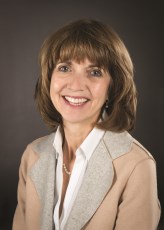 headshot of Lise Bisnaire